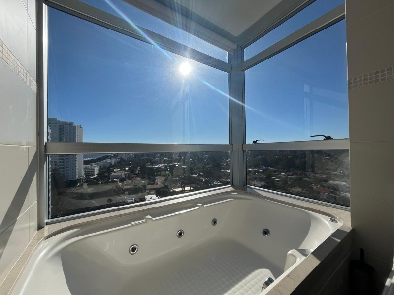 Apartamento en venta de 3 dormitorios en Mansa